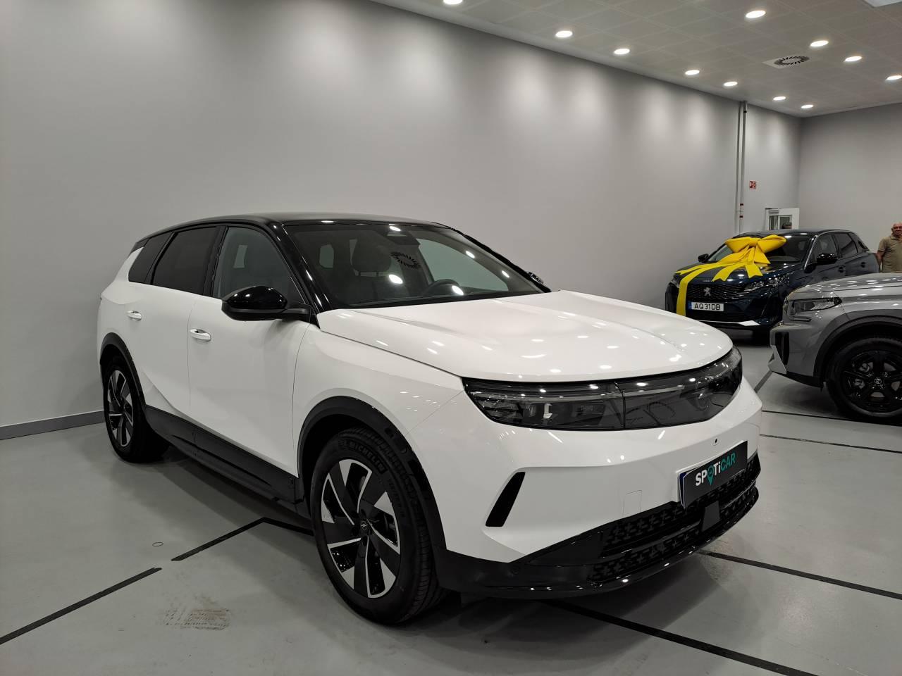 opel grandland bev 210cv bateria 73kw gs — photo 3