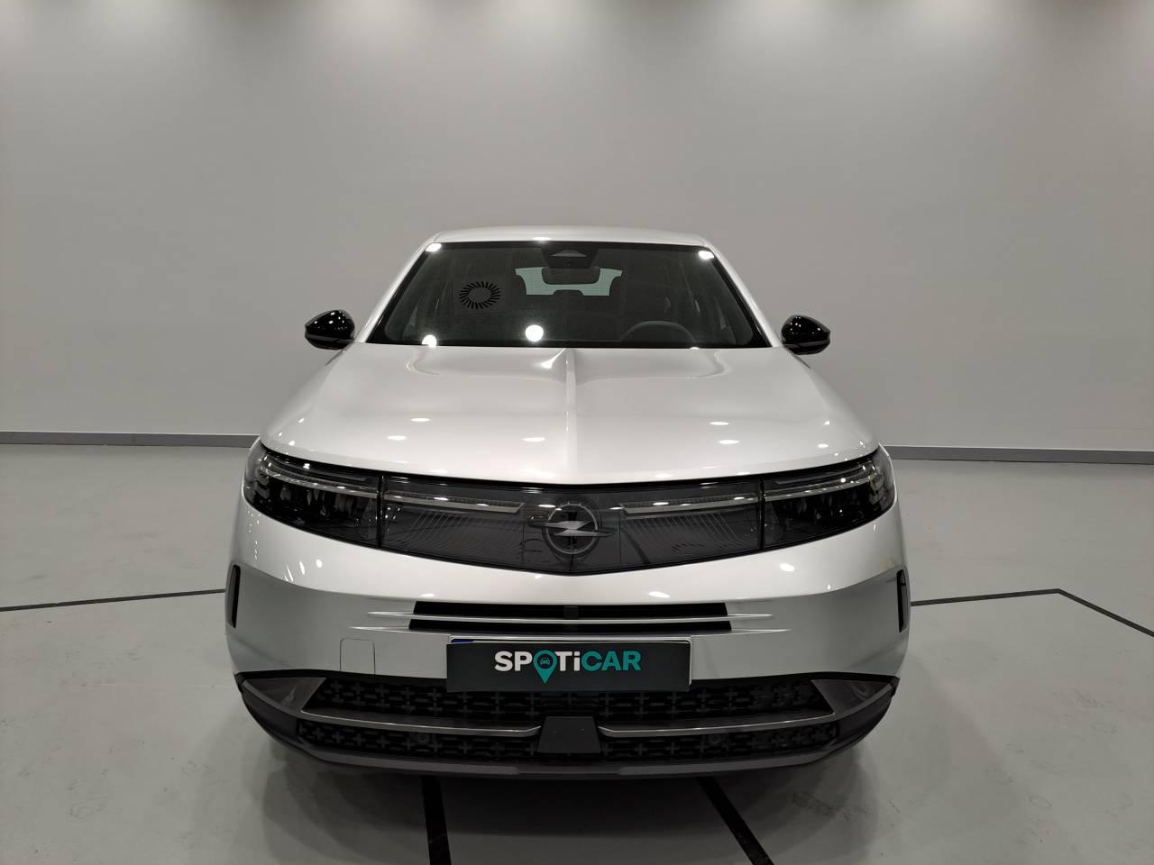 opel grandland 1.2 hybrid 145cv  e-dcs6 edition — photo 2