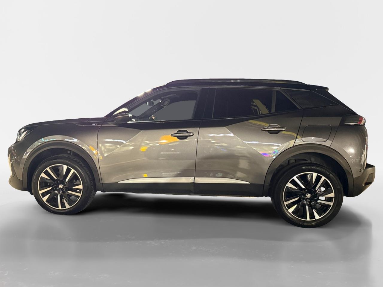 peugeot 2008 1.5 bluehdi gt eat8 — photo 2