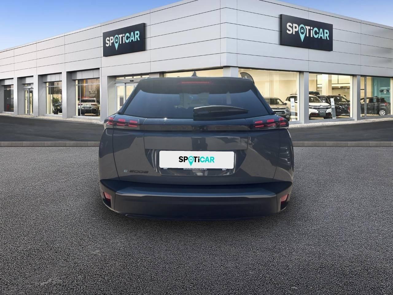 peugeot 2008 156 cv - bateria 54 kwh allure — photo 5