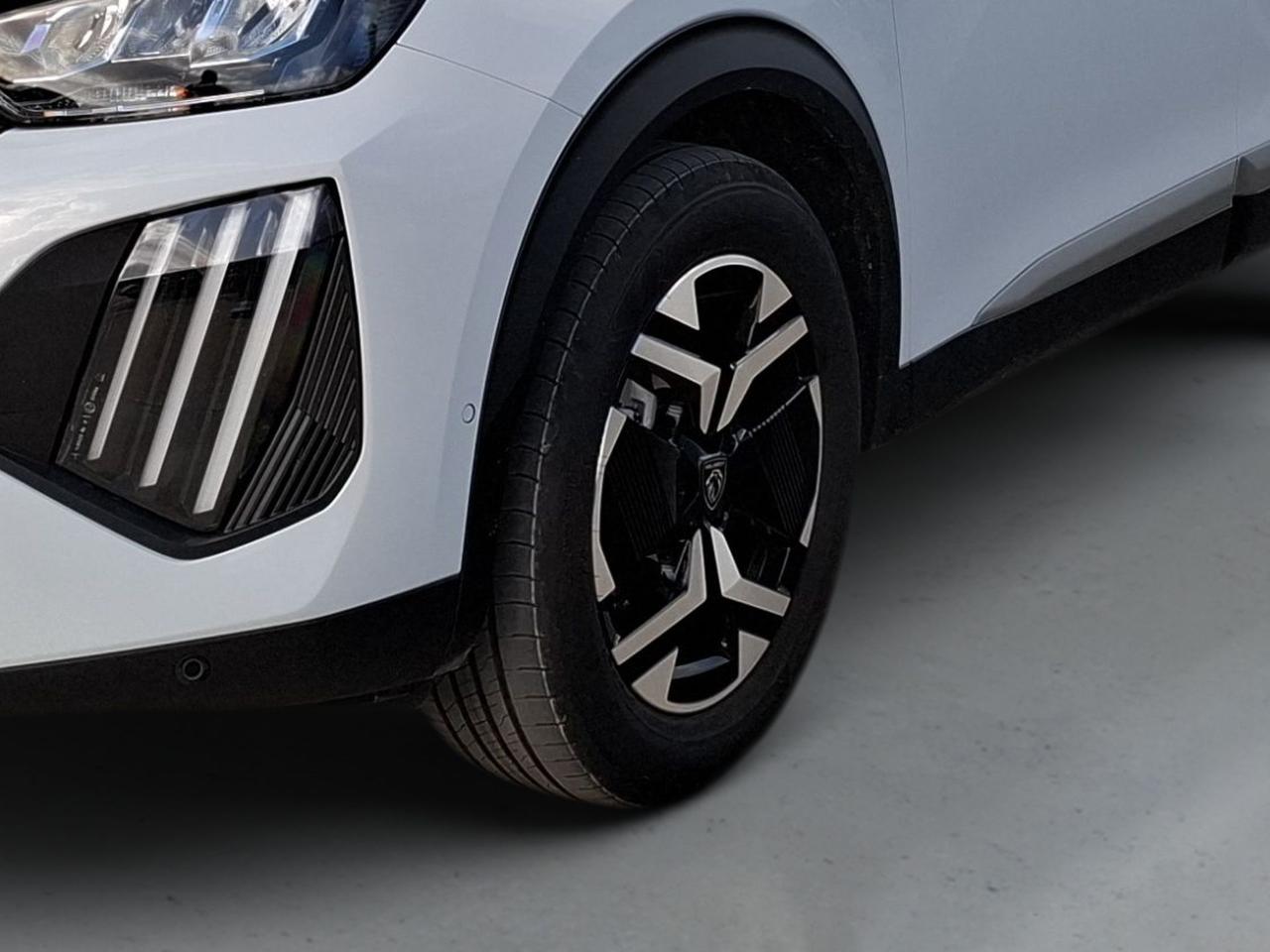 peugeot 2008 1.2 100 cv allure — photo 4
