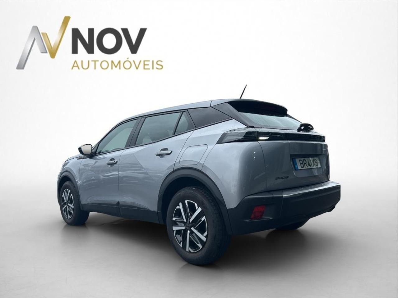 peugeot 2008 style 1.2 puretech 100cv cvm6 — photo 4