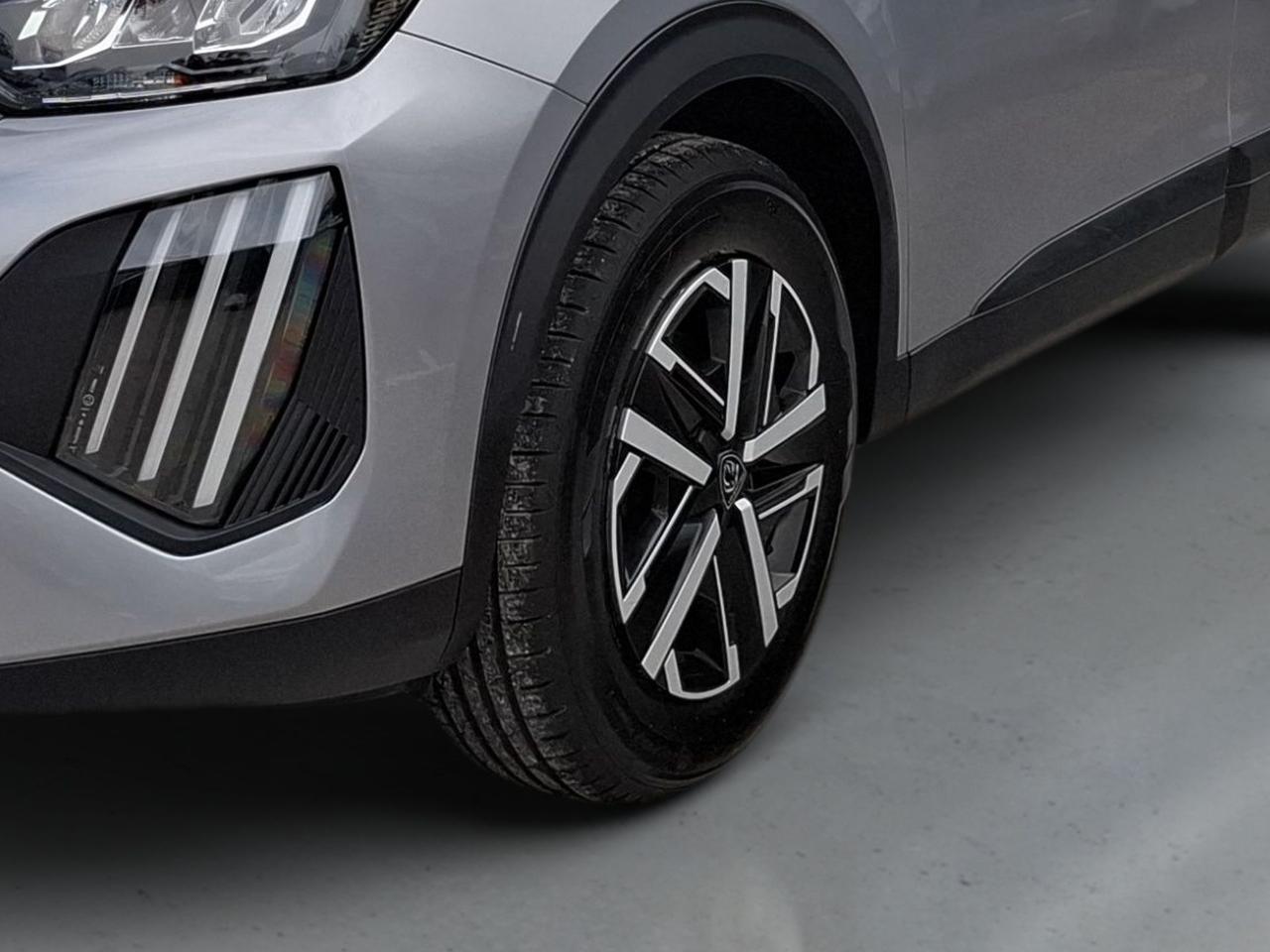 Peugeot 2008 1.2 PureTech 100cv Active — photo 4