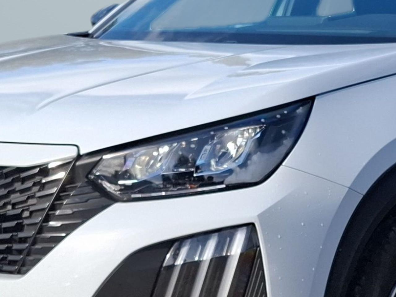 peugeot 2008 1.2 100 cv style — photo 3