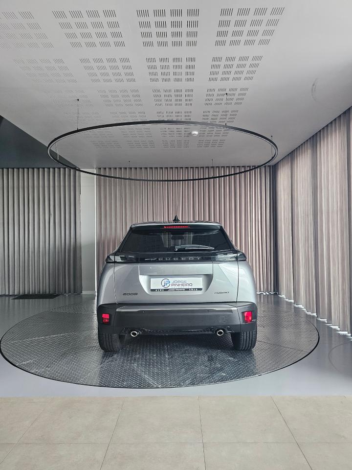 peugeot 2008 1.2 hybrid allure e-dcs6 — photo 5