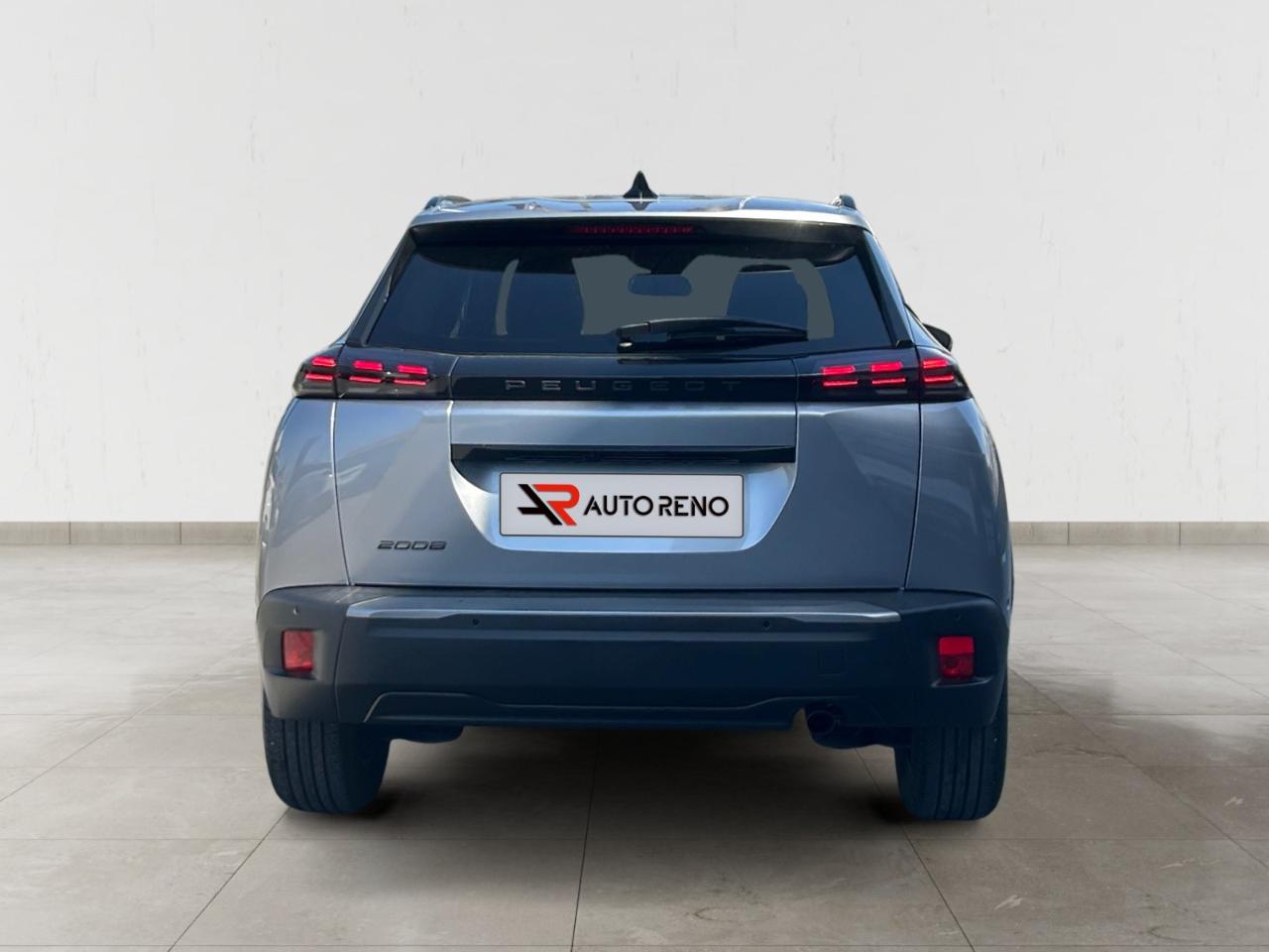 peugeot 2008 1.2 allure — photo 4