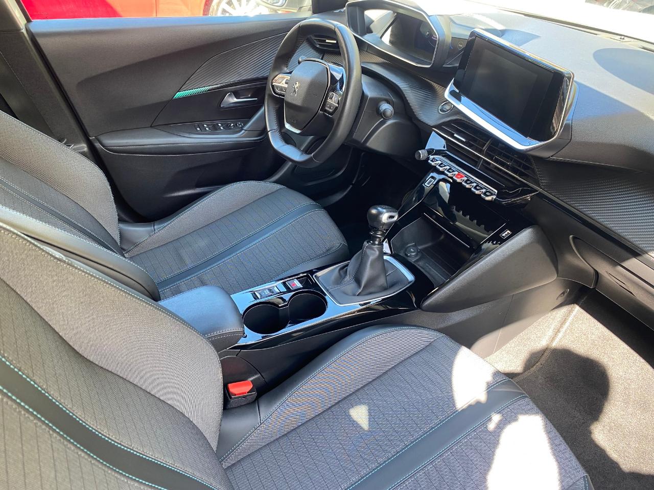 peugeot 2008 1.2 puretech — photo 5