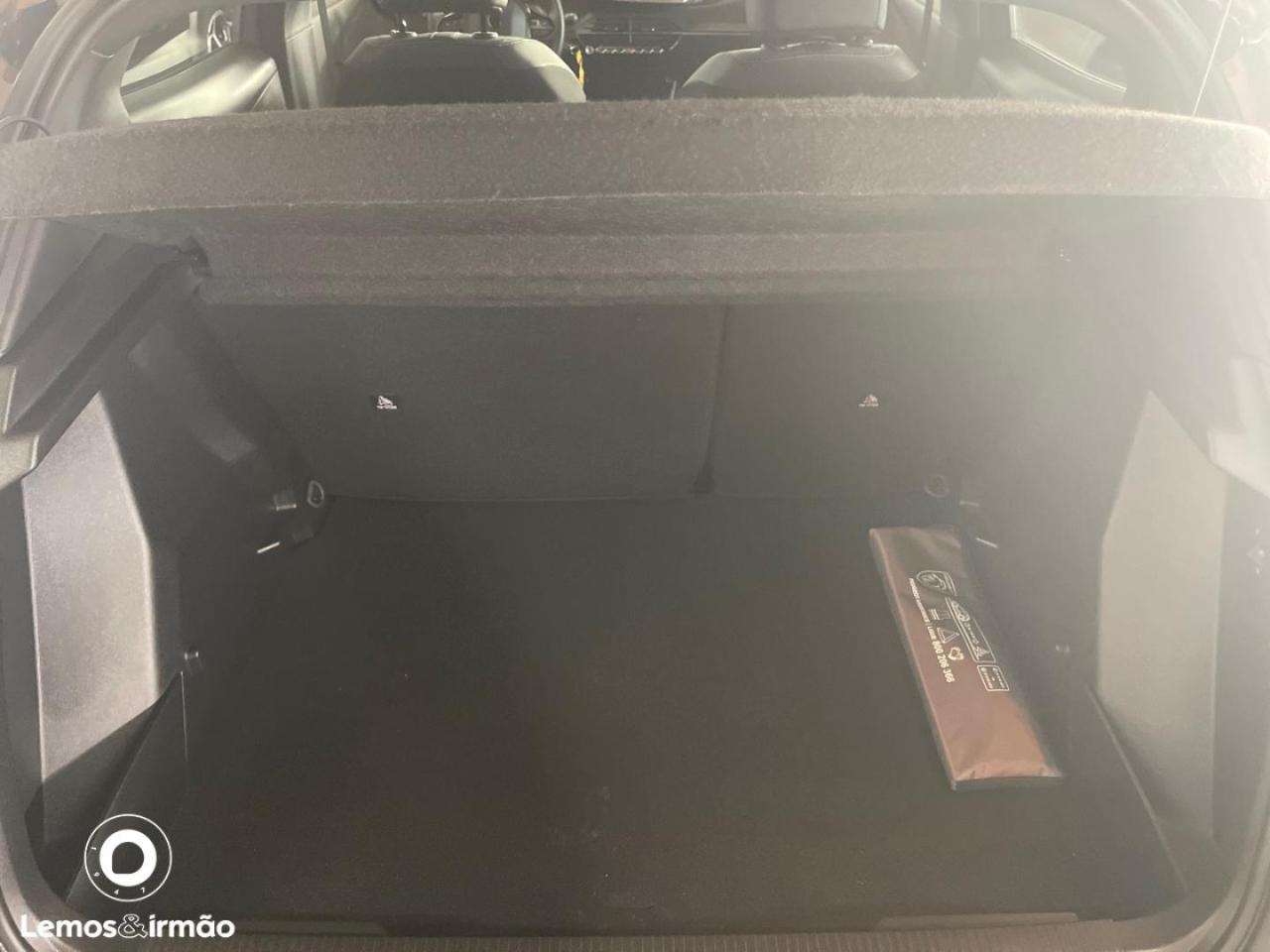peugeot 2008 1.2 hybrid 110 cv allure e-dcs6 — photo 5