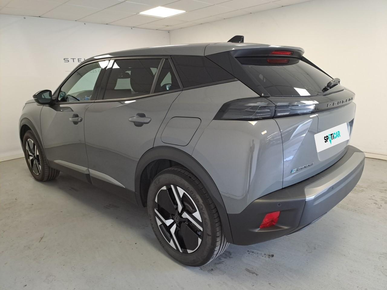 peugeot 2008 156 cv - bateria 54 kwh allure — photo 5