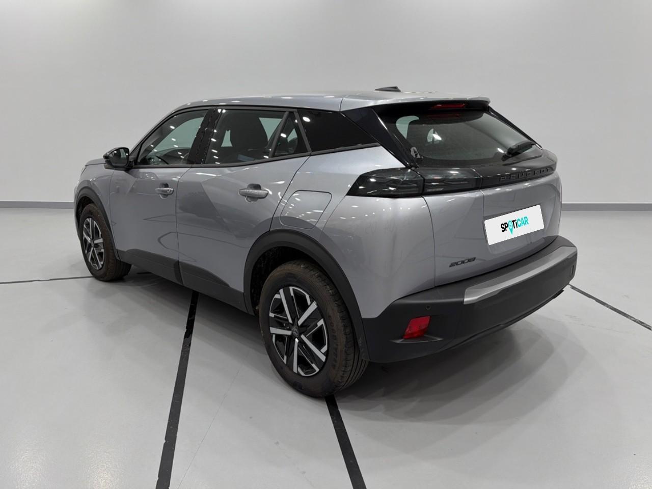 peugeot 2008 1.2 puretech 100cv style — photo 5