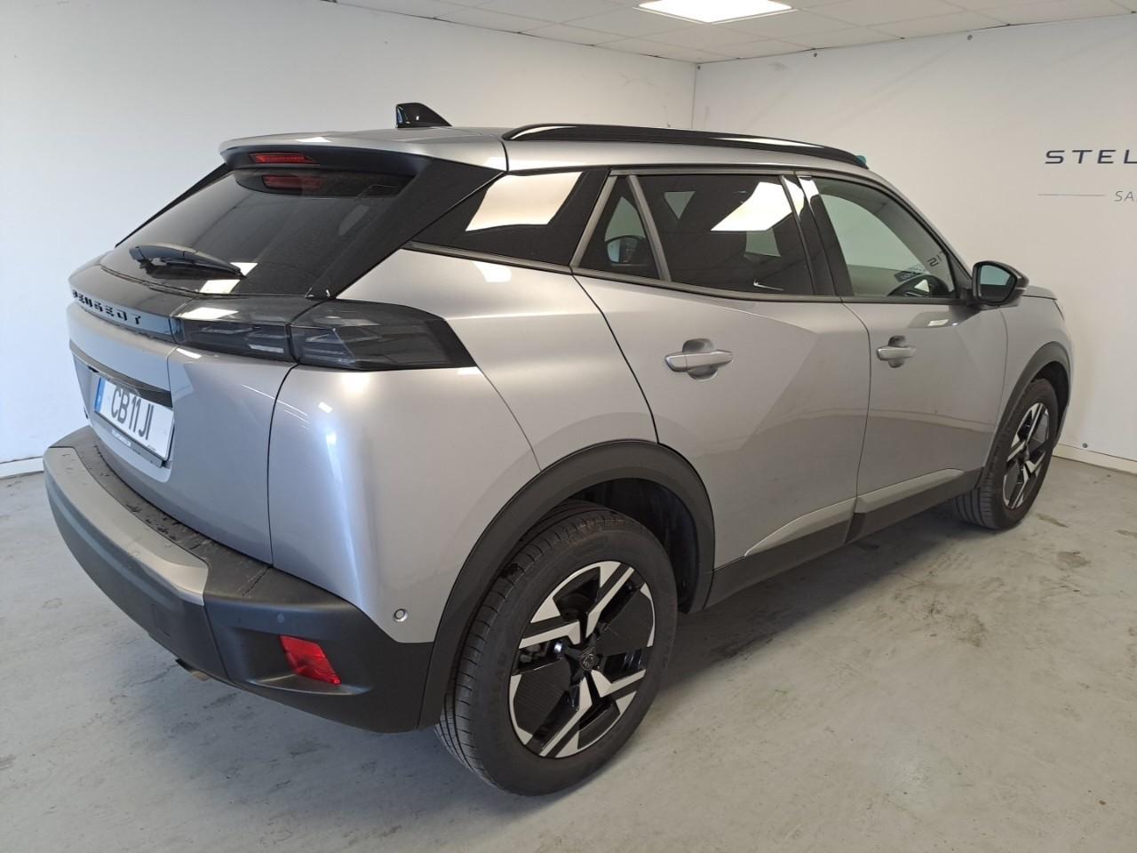 peugeot 2008 1.2 100 cv allure — photo 4