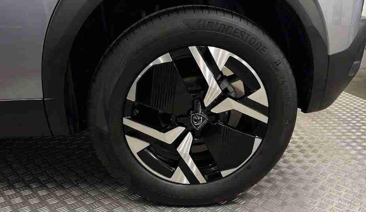 peugeot 2008 1.2 hybrid allure e-dcs6 — photo 5