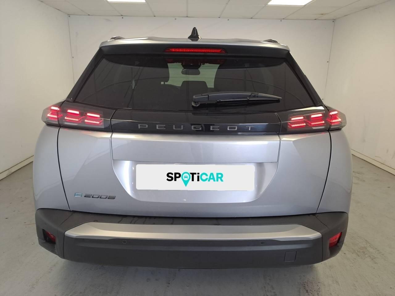 peugeot 2008 156 cv - bateria 54 kwh allure — photo 5