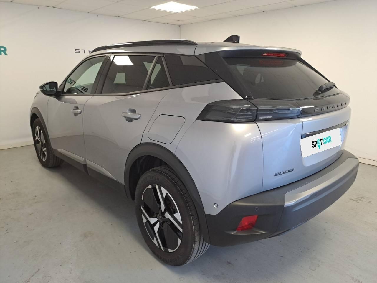 peugeot 2008 1.2 100 cv allure — photo 5