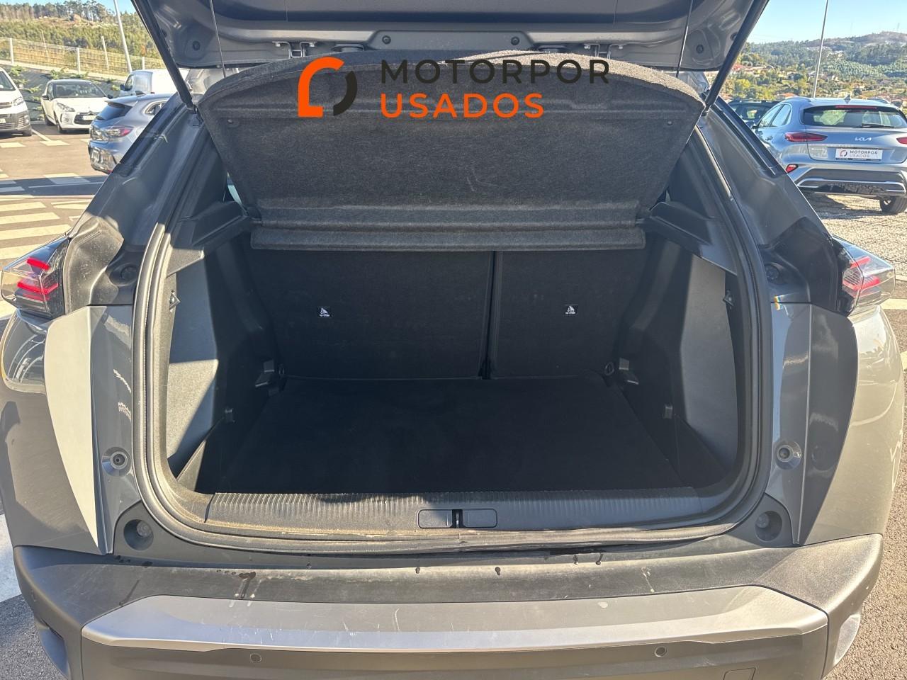 peugeot 2008 1.2 hybrid allure e-dcs6 — photo 5