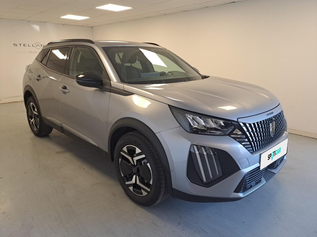 Peugeot 2008 1.2 100 cv Allure — photo 3