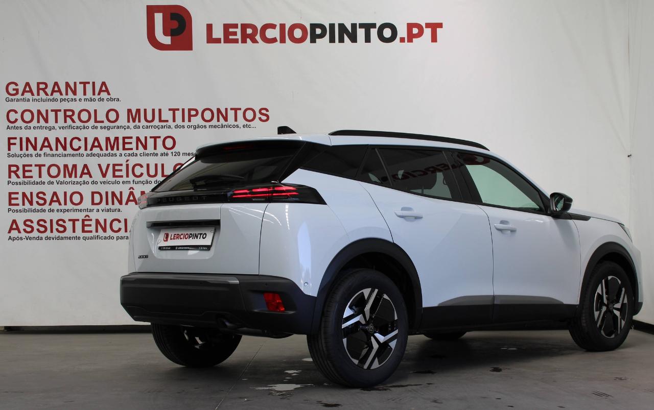 peugeot 2008 turbo 100 allure — photo 5