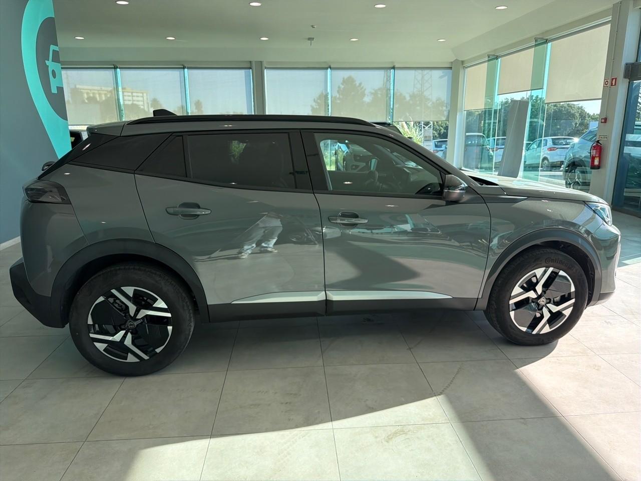 peugeot 2008 1.2 hybrid 136  e-dcs6 allure — photo 4