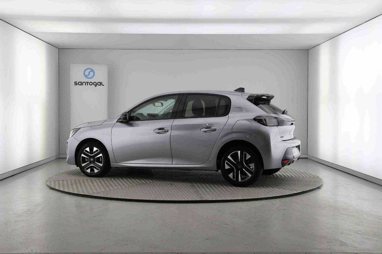 peugeot 208 1.2 hybrid allure e-dcs6 — photo 5
