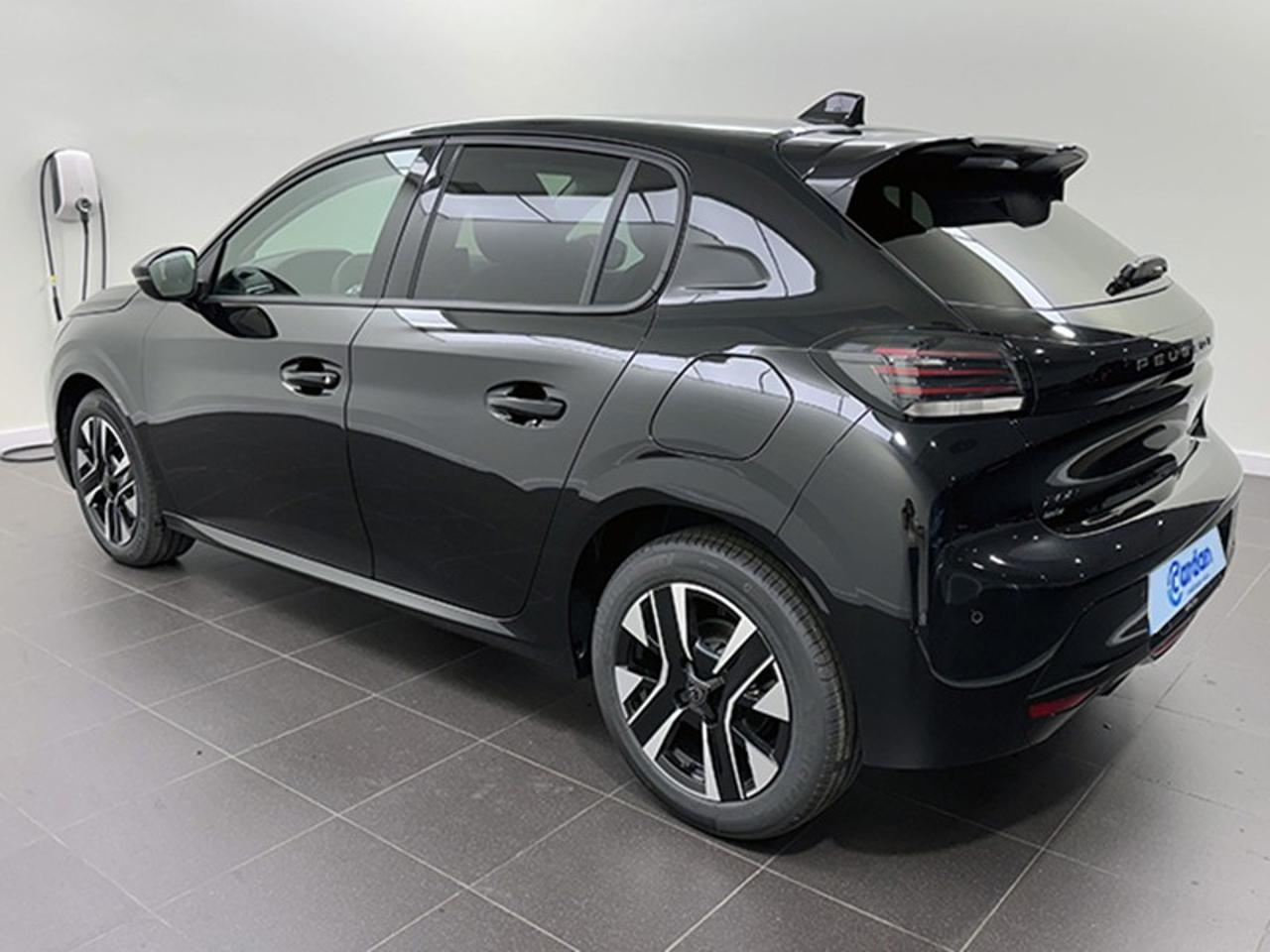 peugeot 208 1.2 hybrid allure e-dcs6 — photo 4