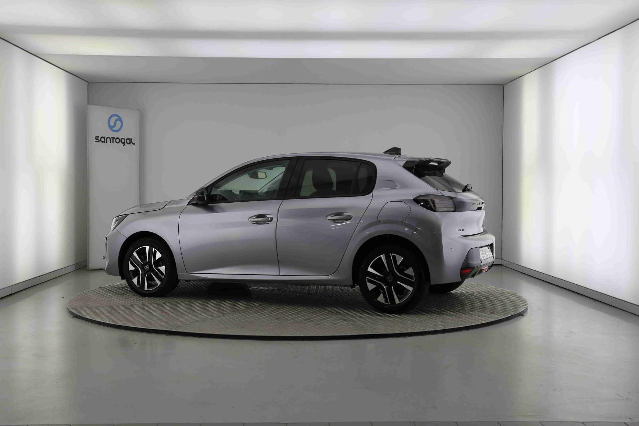 peugeot 208 1.2 hybrid allure e-dcs6 — photo 2
