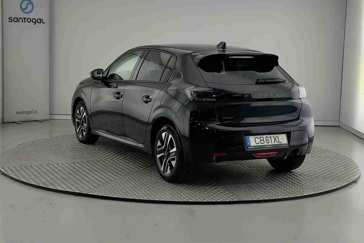 peugeot 208 1.2 hybrid allure e-dcs6 — photo 5