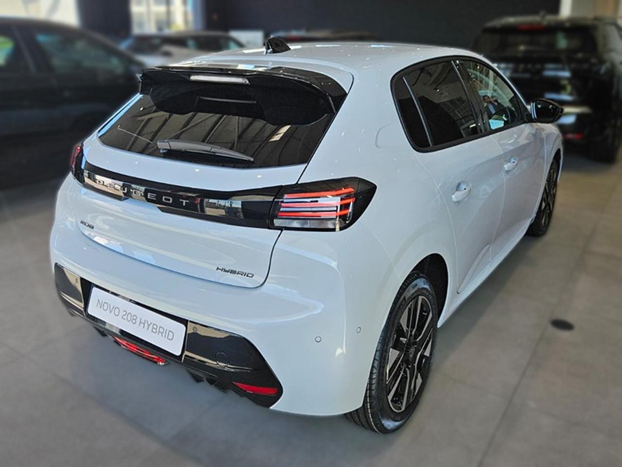 peugeot 208 1.2 hybrid allure e-dcs6 — photo 4