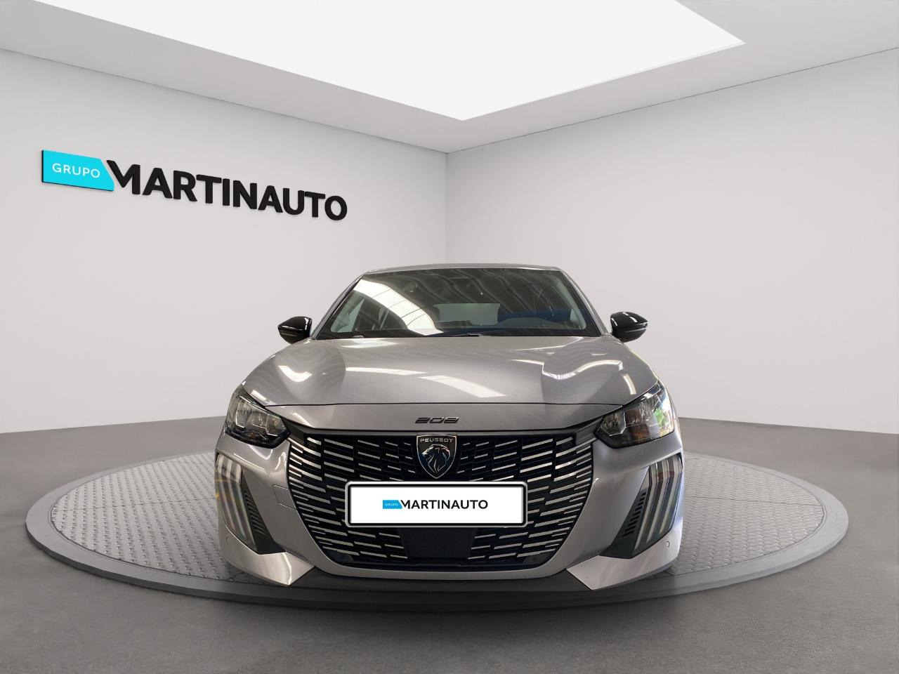 peugeot 208 1.2 hybrid allure e-dcs6 — photo 2