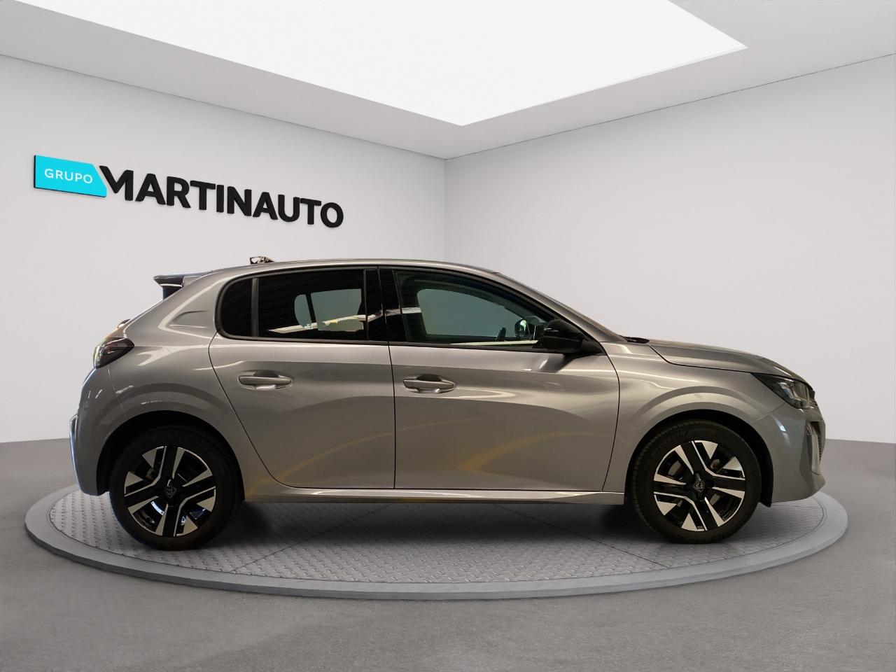peugeot 208 1.2 hybrid allure e-dcs6 — photo 4
