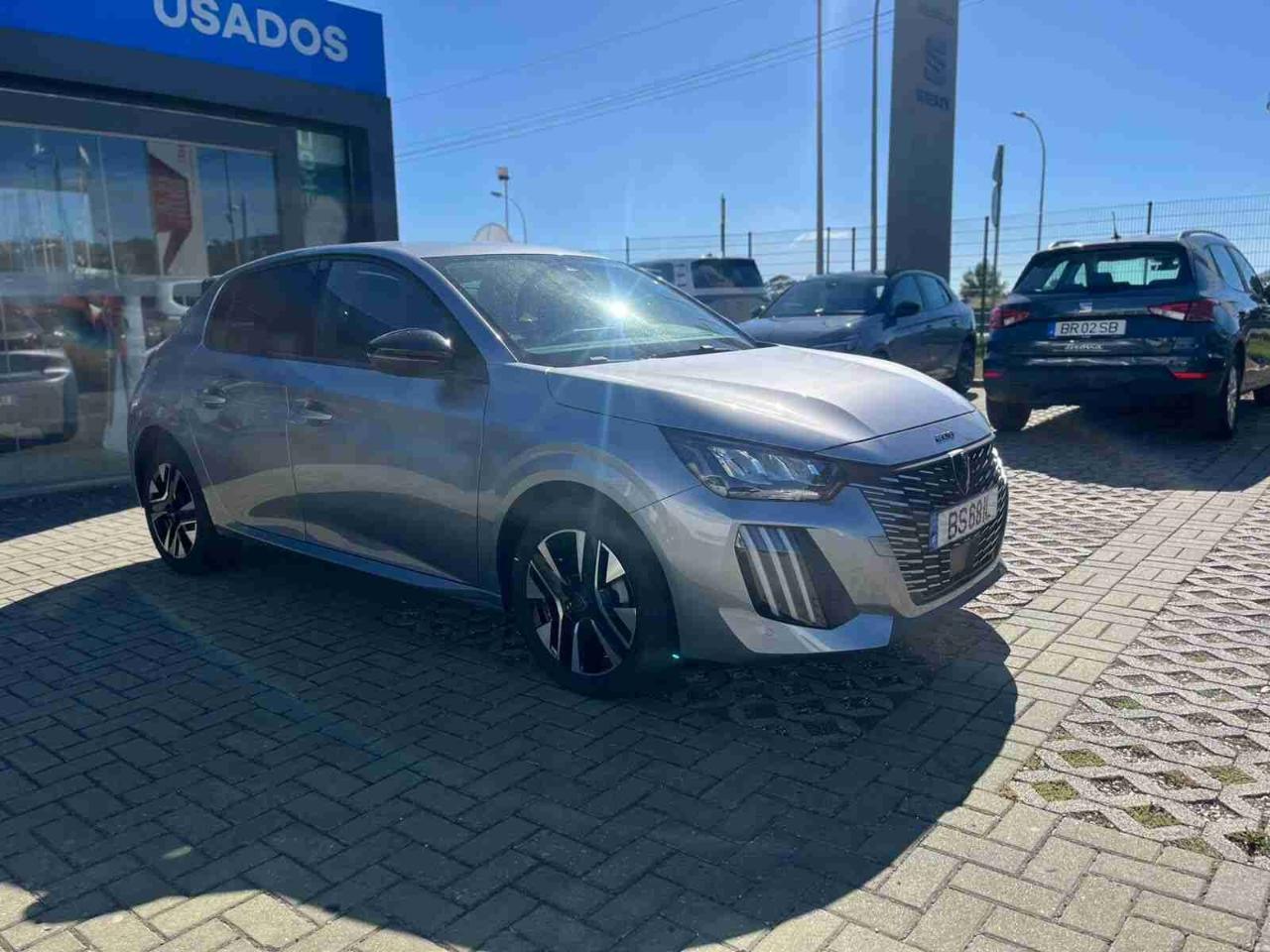 peugeot 208 1.2 hybrid allure e-dcs6 — photo 5