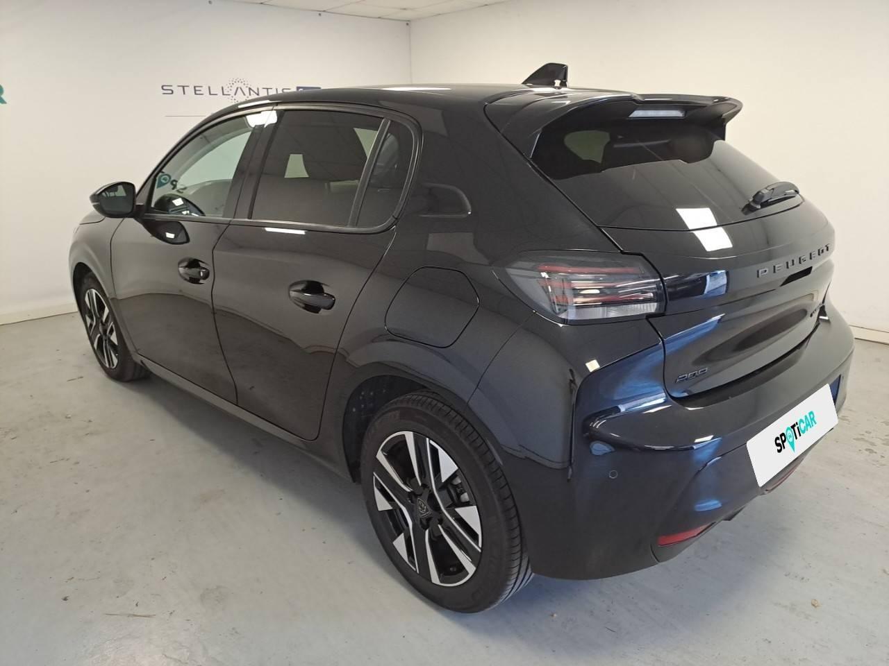peugeot 208 hybrid 110 e-dcs6 allure — photo 4