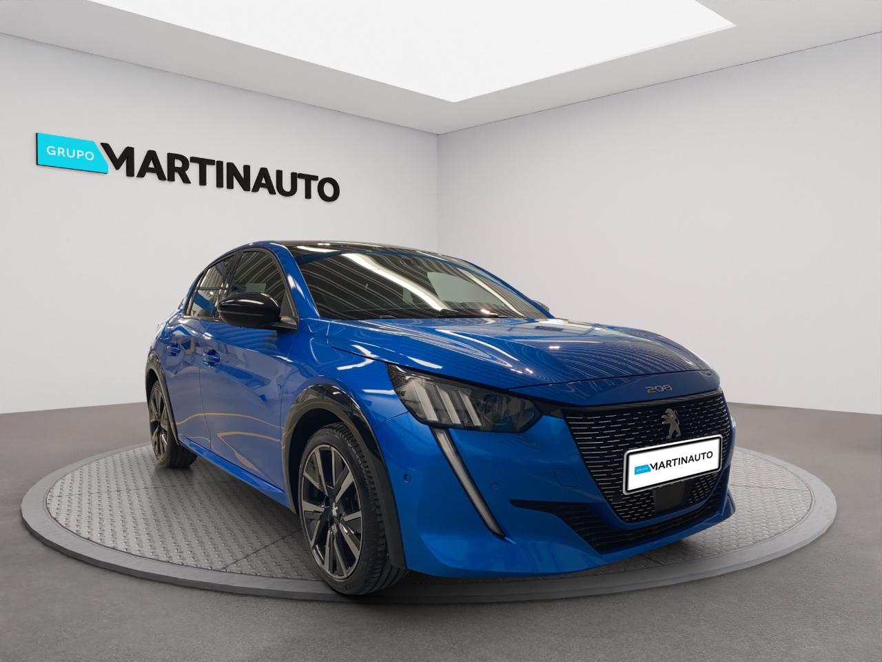 peugeot 208 1.2 puretech gt pack eat8 — photo 3