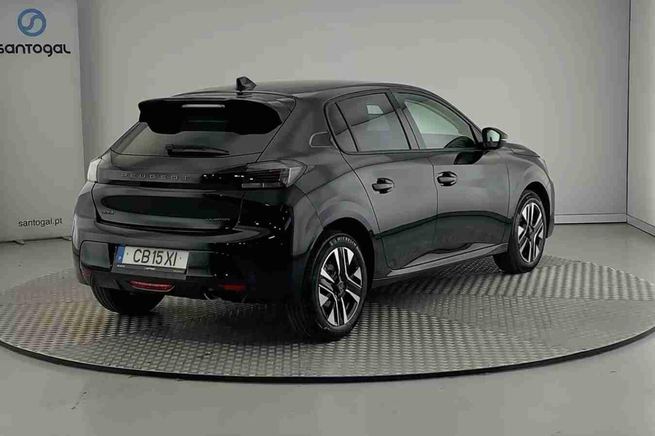 peugeot 208 1.2 hybrid allure e-dcs6 — photo 5