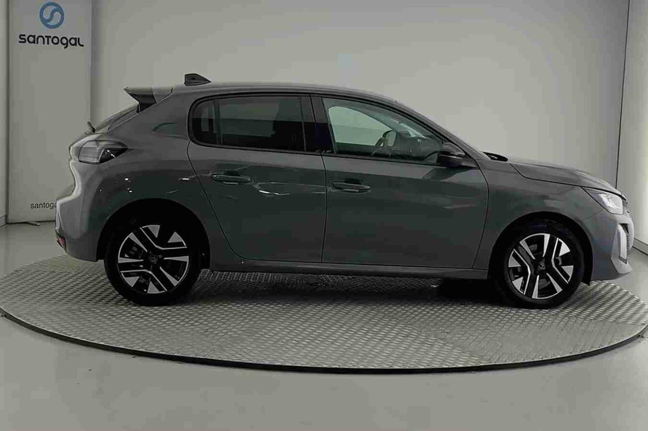 peugeot 208 1.2 hybrid allure e-dcs6 — photo 2