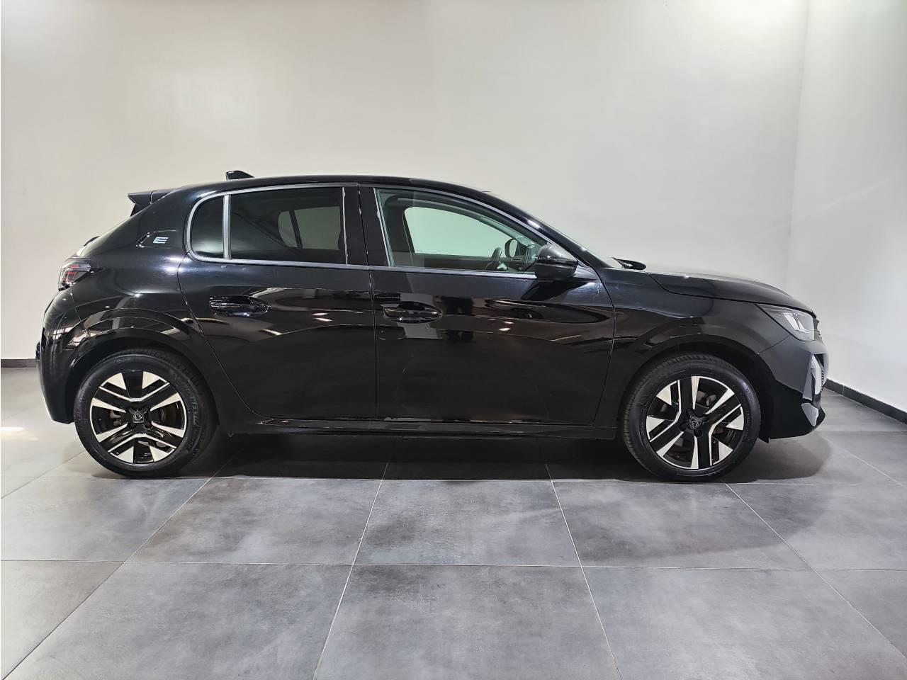 peugeot 208 elet. 136cv (100 kw) - bat. 50 kw allure — photo 4