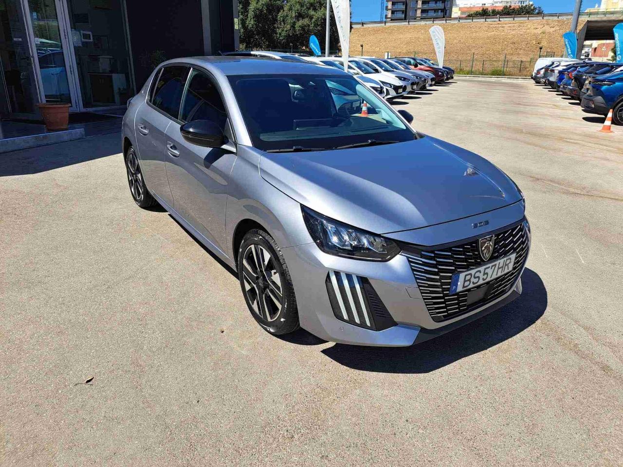 peugeot 208 1.2 hybrid allure e-dcs6 — photo 4