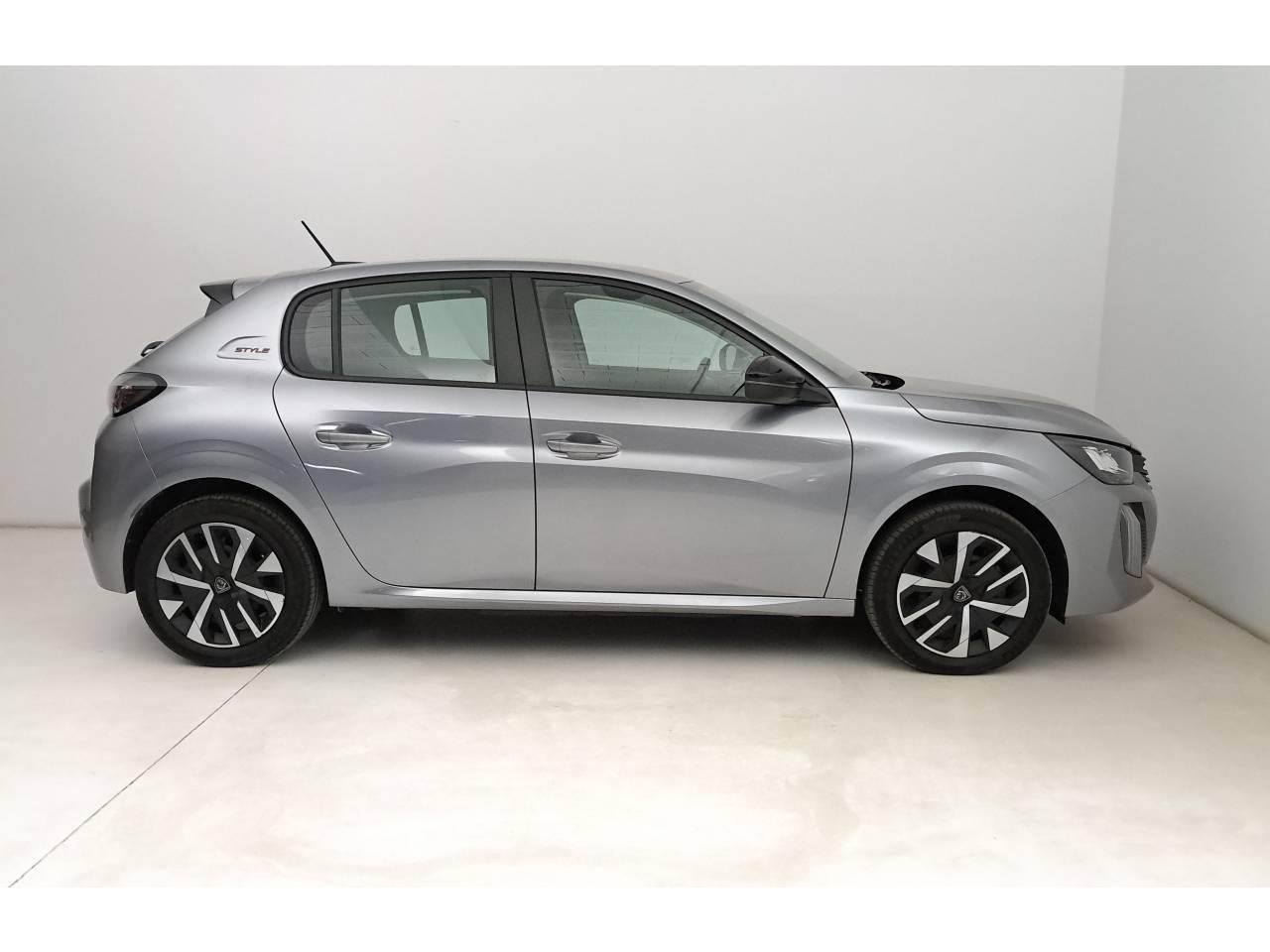peugeot 208 el. 136cv (100 kw) - bat. 50 kw style — fotografia 3