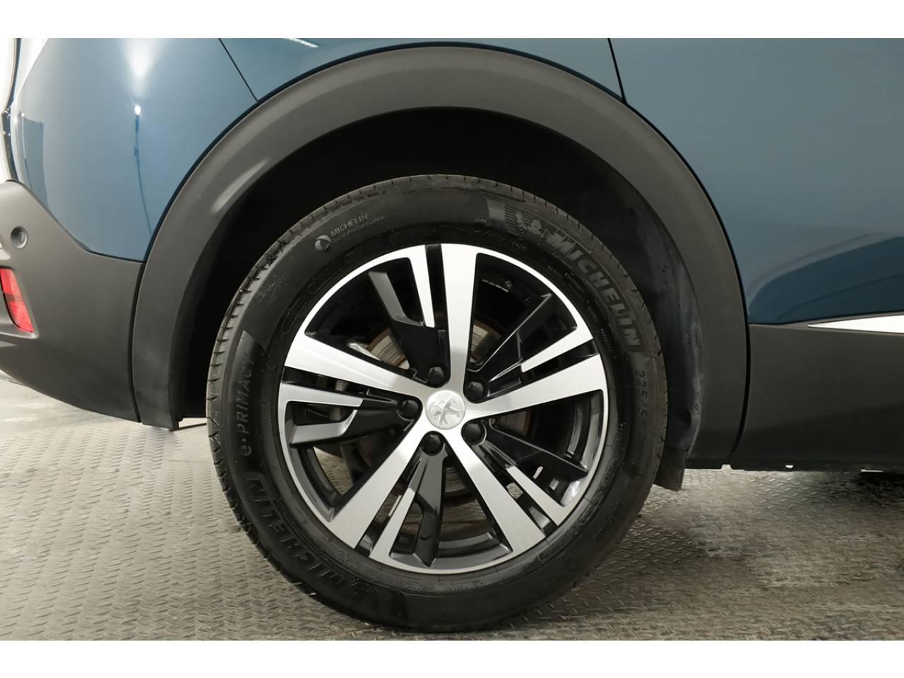 peugeot 3008 hybrid 136cv e-dcs6 allure — photo 5