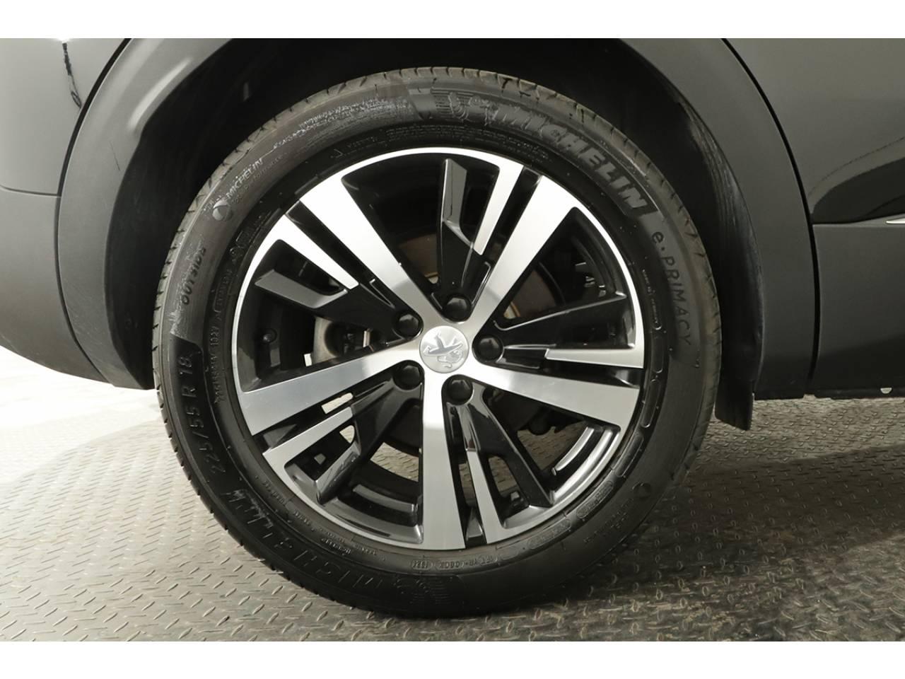 peugeot 3008 1.2 puretech 130 eat8 gt — photo 5