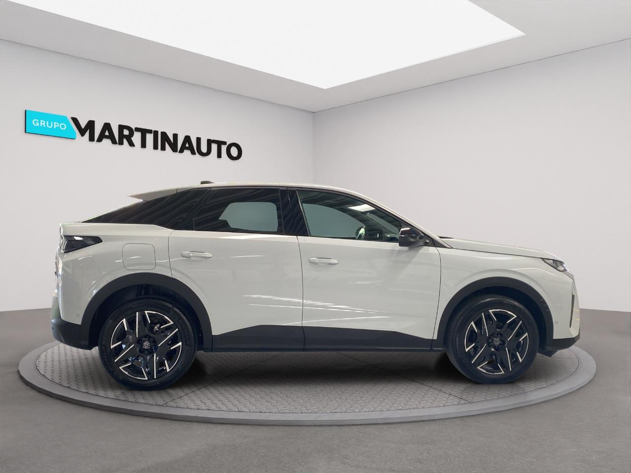 peugeot 3008 1.2 hybrid allure e-dcs6 — photo 4