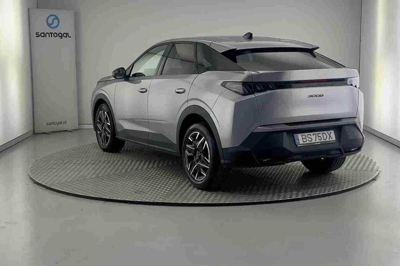 peugeot 3008 1.2 hybrid allure e-dcs6 — photo 5