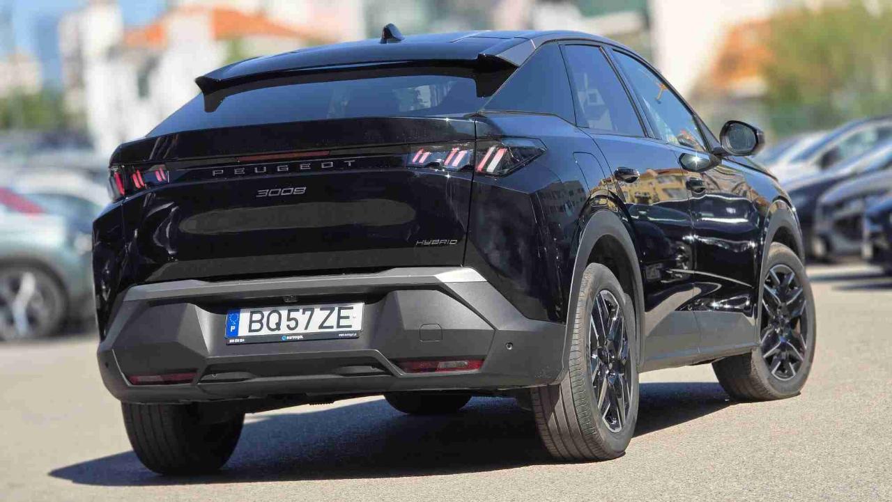 peugeot 3008 1.2 hybrid allure e-dcs6 — photo 5