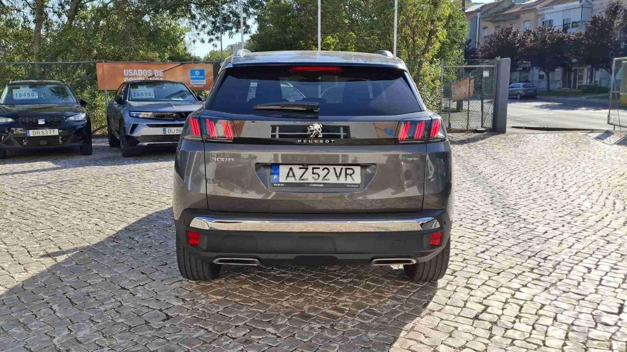 peugeot 3008 1.6 hybrid gt e-eat8 — photo 4