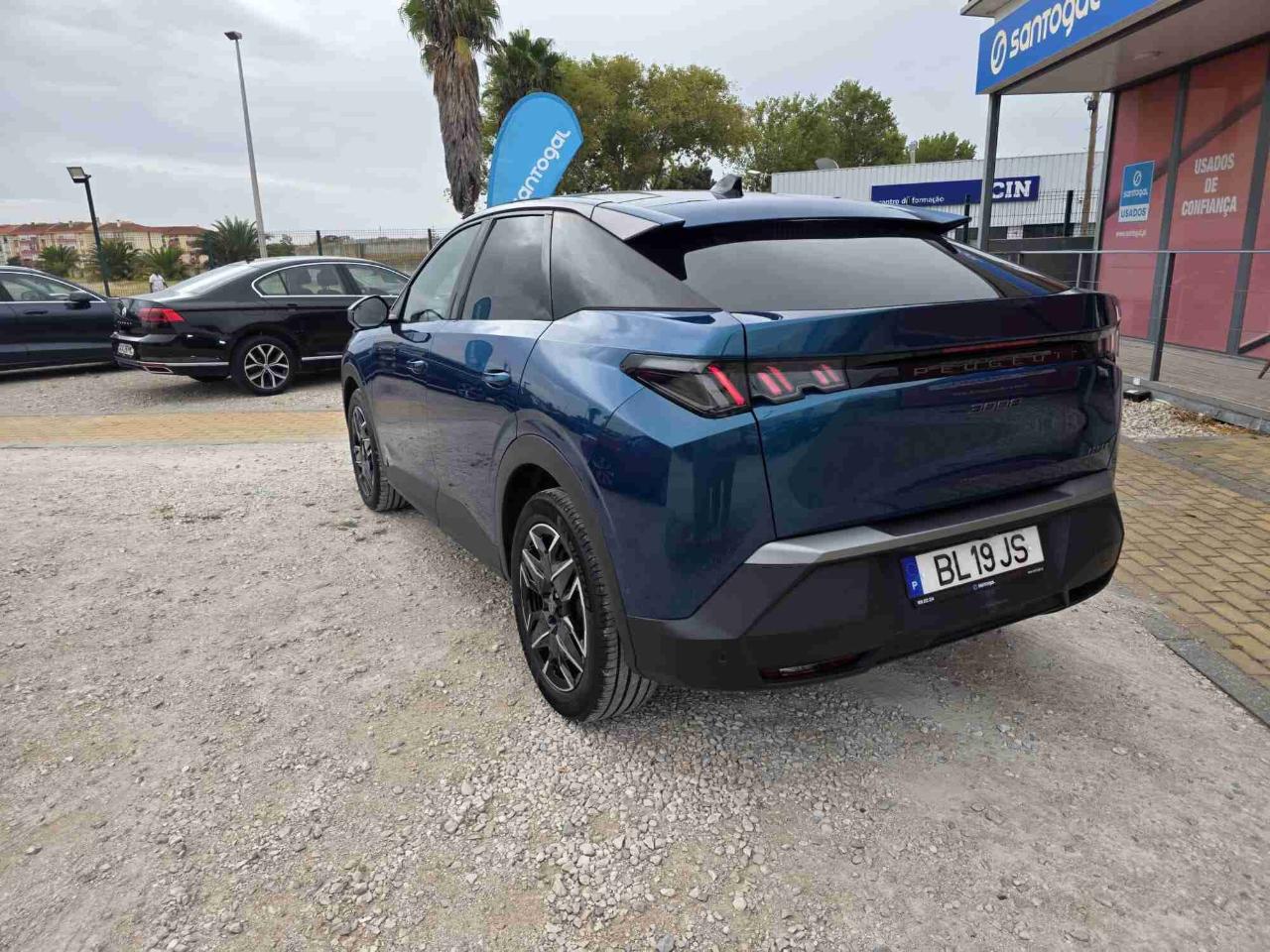 peugeot 3008 1.2 hybrid allure e-dcs6 — photo 4