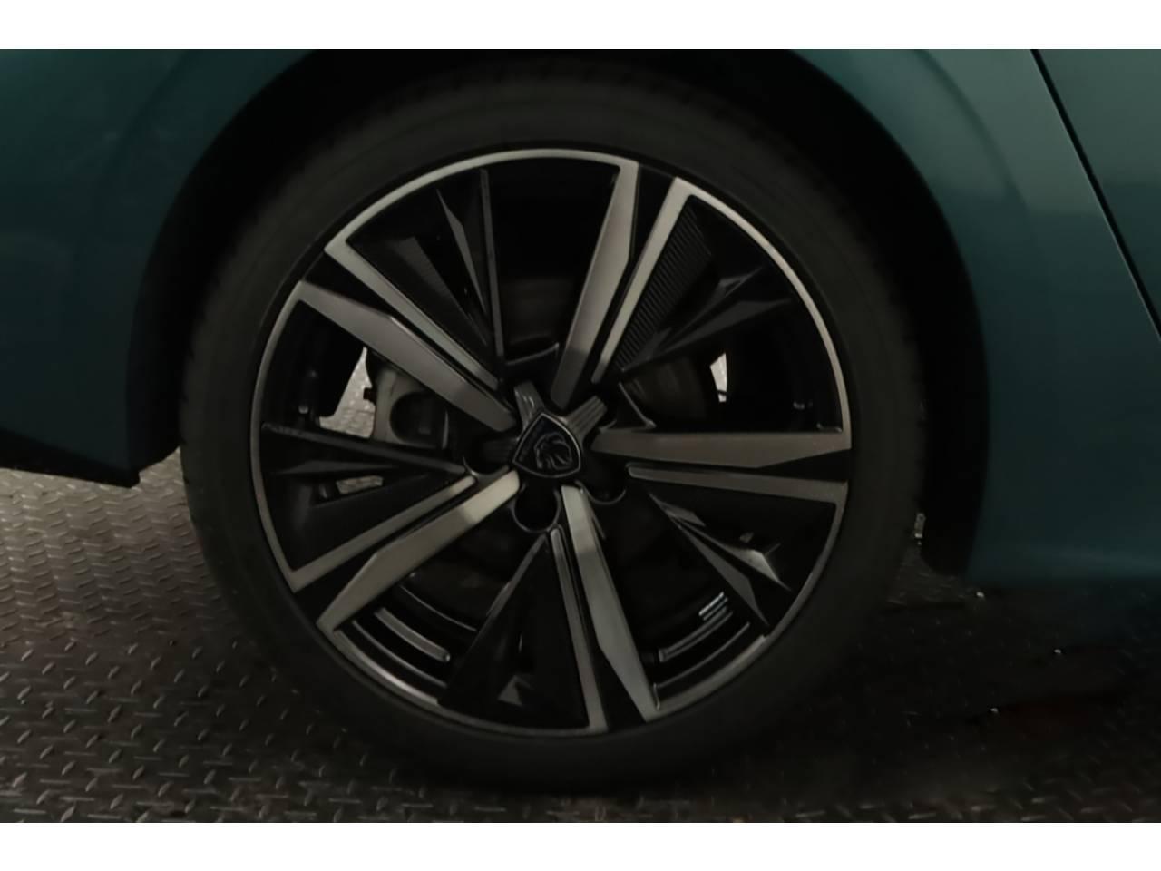 peugeot 308 sw  1.2 puretech 130cv eat8 gt — photo 5