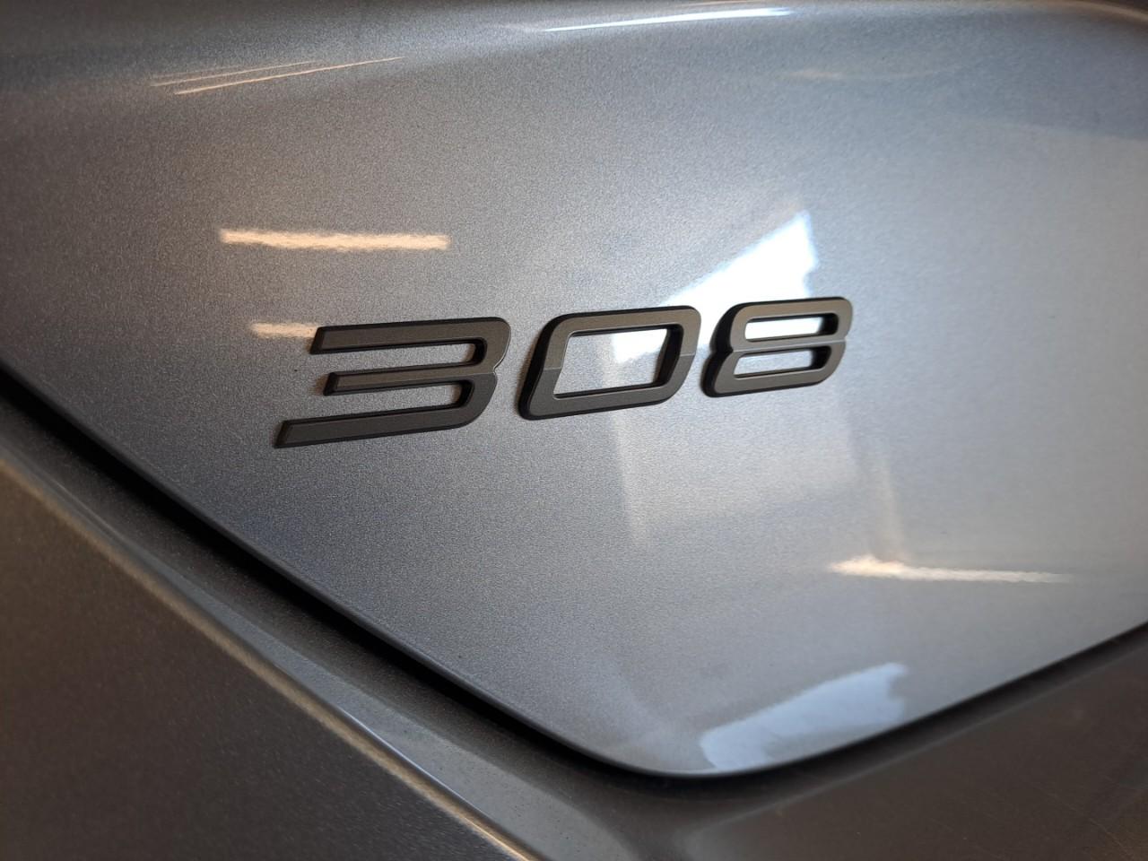 peugeot 308 sw  1.2 hybrid 145cv e-dcs6 allure — photo 4