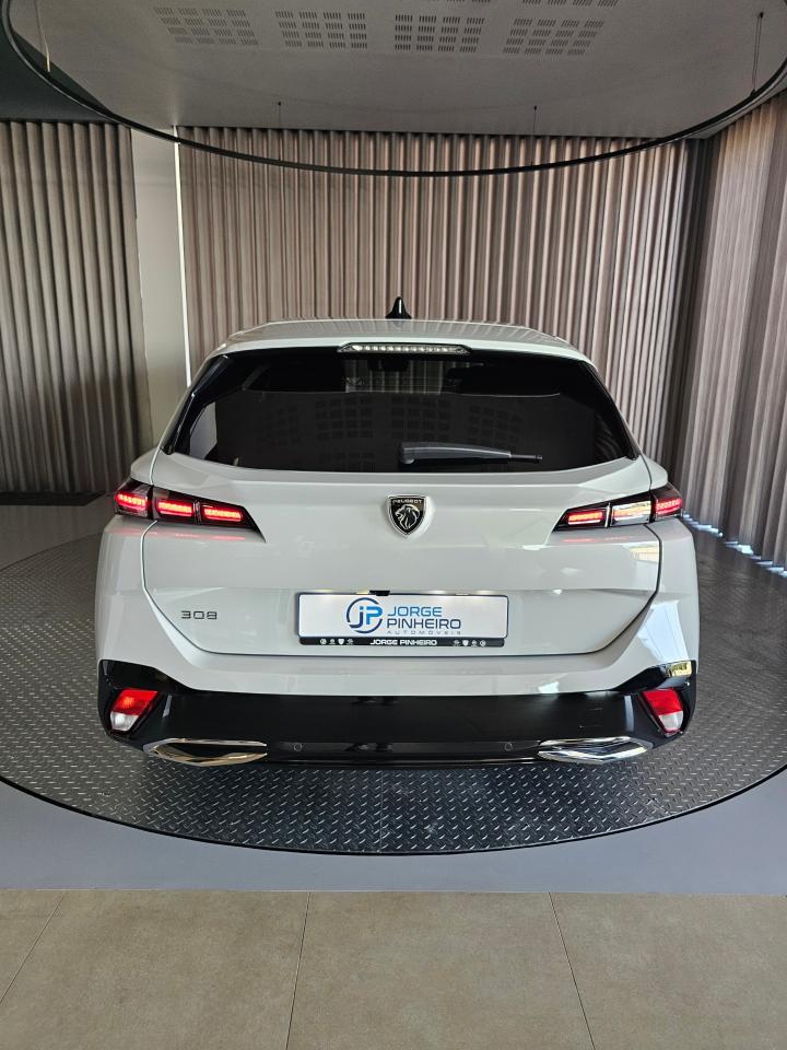 peugeot 308 sw 1.2 hybrid allure e-dcs6 — photo 3