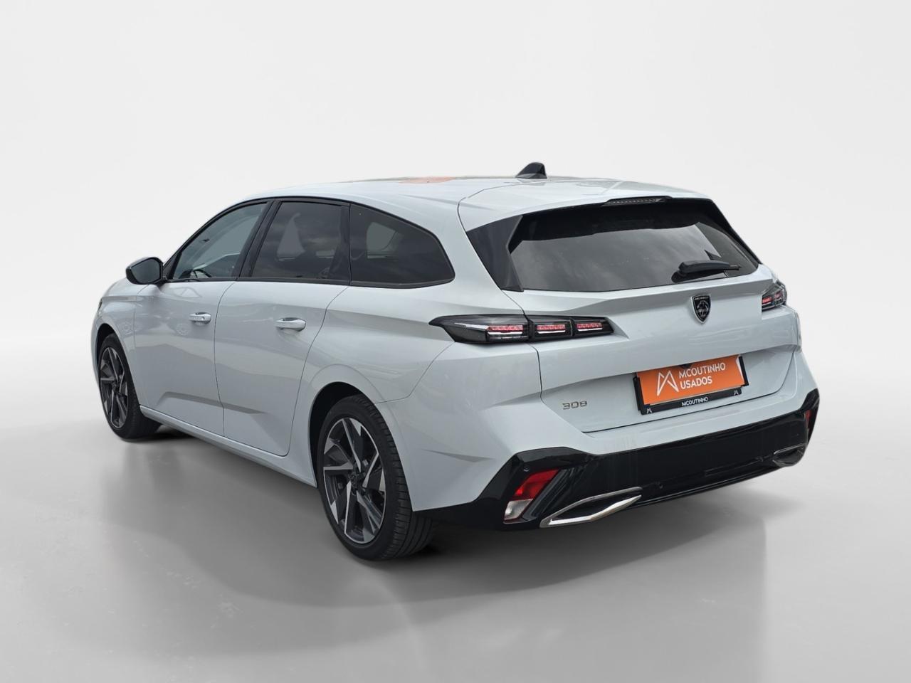 peugeot 308 sw 1.2 puretech allure eat8 — photo 3