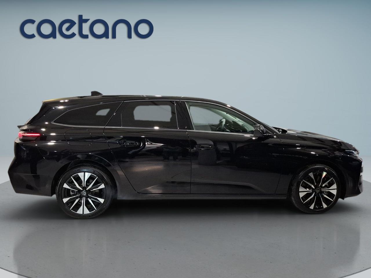 peugeot 308 sw hybrid plug-in allure 195cv e-dcs7 — photo 5