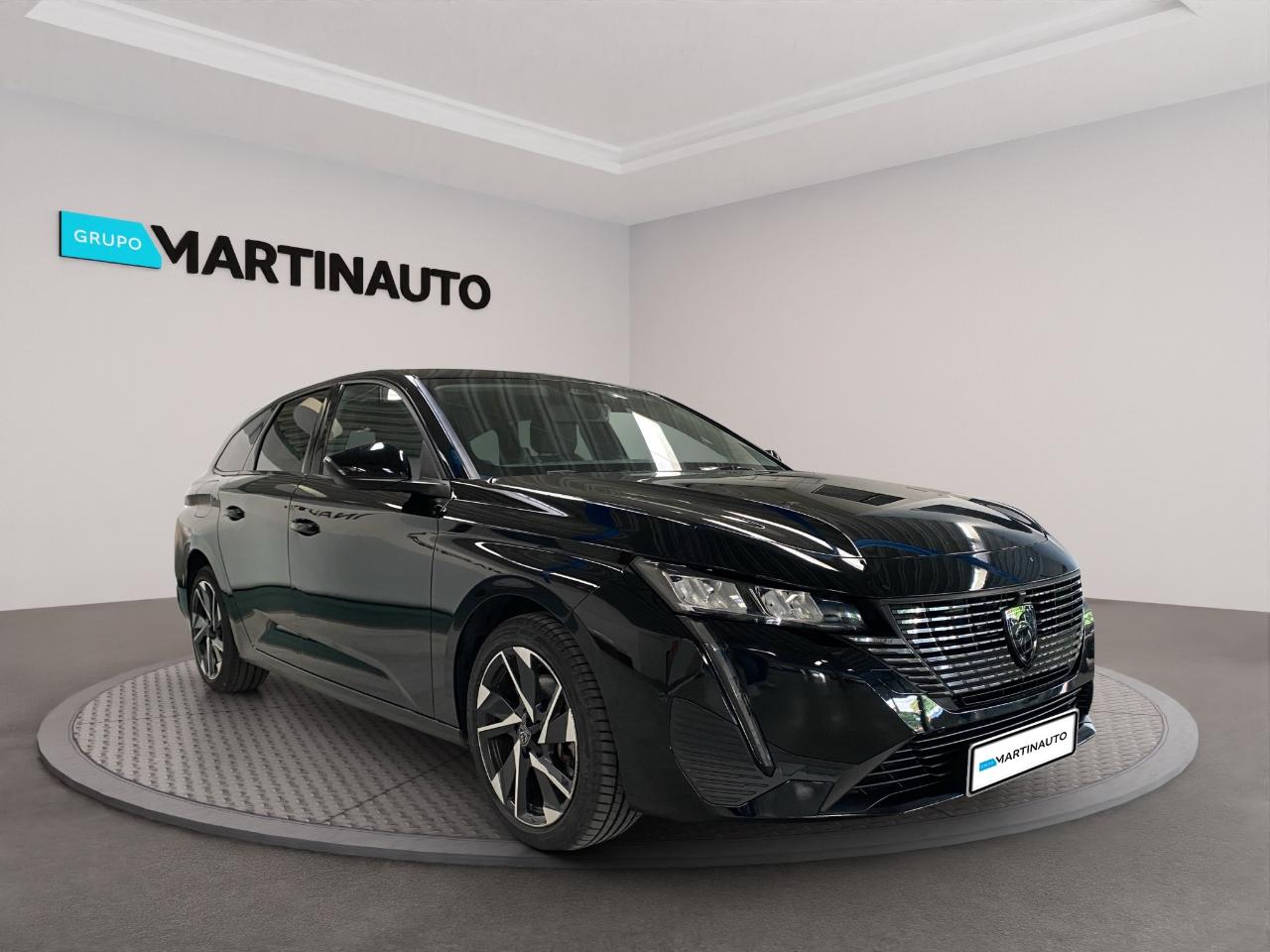 peugeot 308 sw 1.2 puretech allure eat8 — photo 3